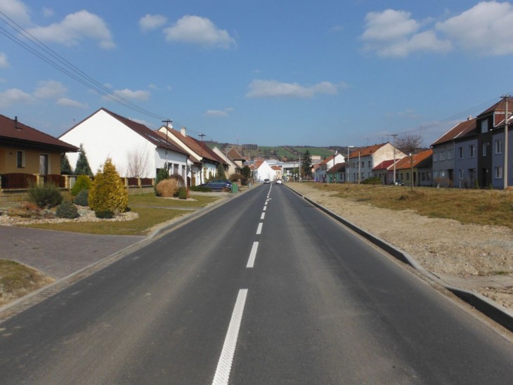 Roads no. II/431, III/4301 in Ždánice and Nechvalín