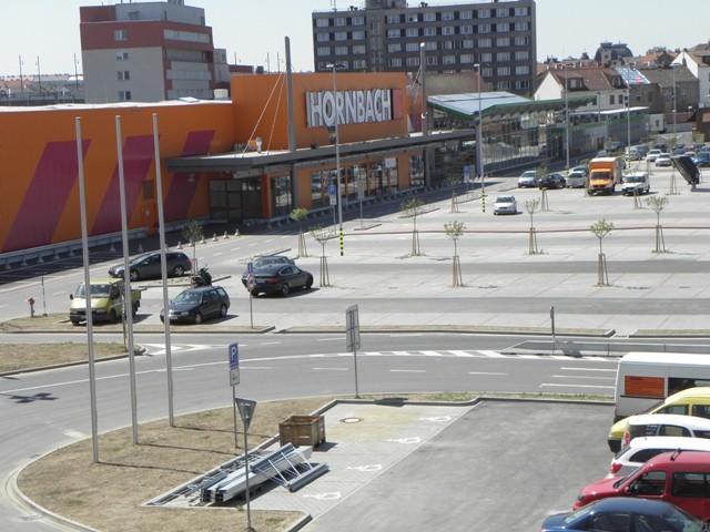 Shopping Centre HORNBACH in Pilsen