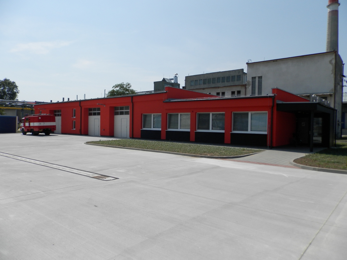 Reconstruction of labs building and new fire station, Fosfa, Břeclav